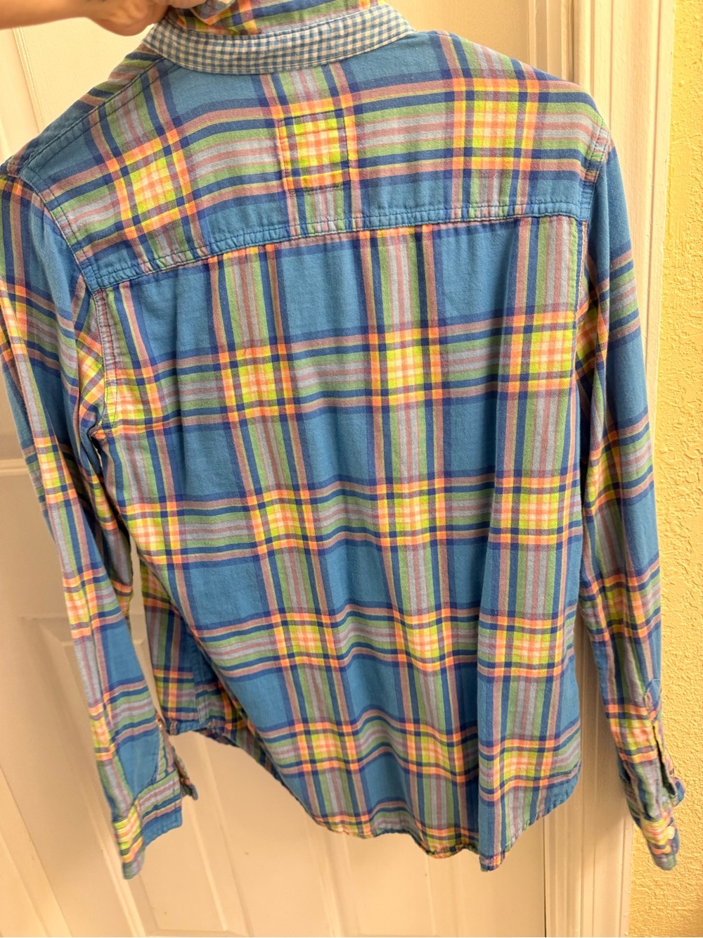 Hollister Light Blue Gingham Button Shirt - Picture 3 of 4